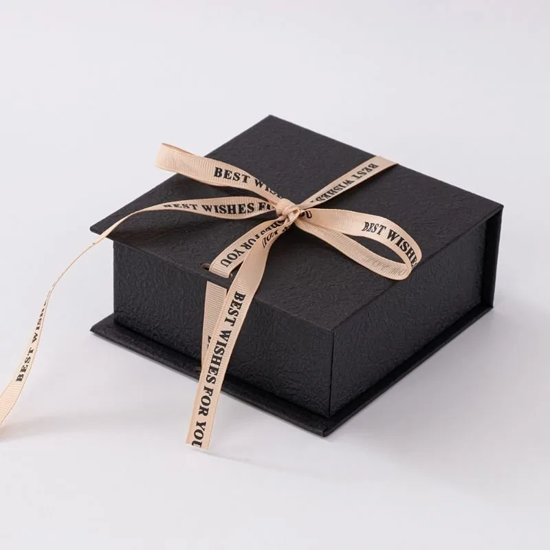 Custom magnetic closure cosmetic gift box — Genesis Bags