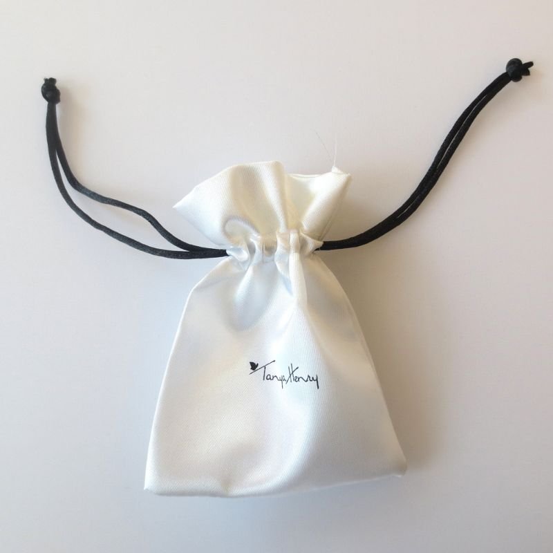 Satin jewelry gift pouch