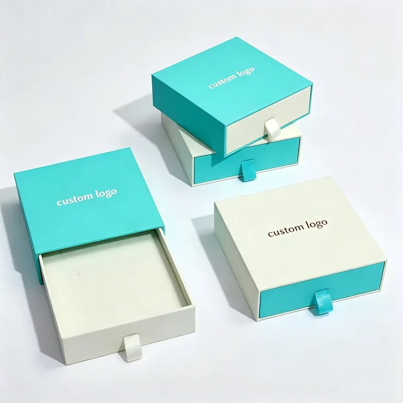 Drawer box with foam insert